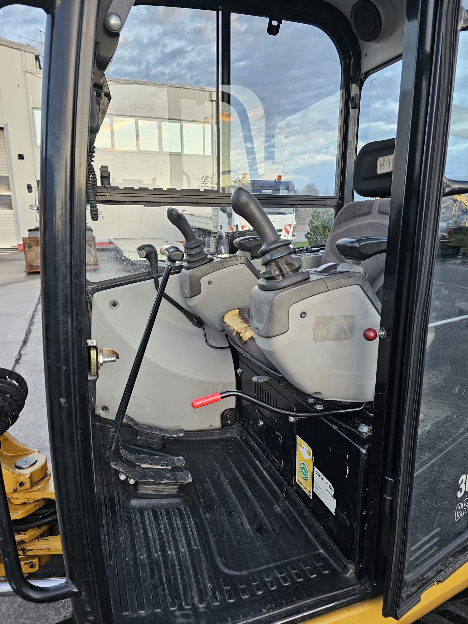 WhatsApp Image 2026-03-19 at 20.15.09 (1)